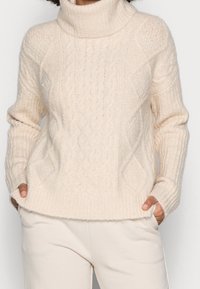OPUS Jumper - off-white