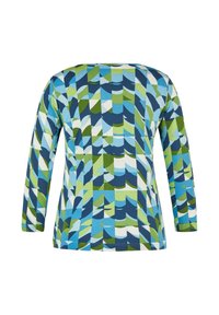 Langärmeliges Hemd mit abstraktem geometrischem Muster in Blau-, Grün- und Weißtönen auf weißem Hintergrund, Rückansicht.