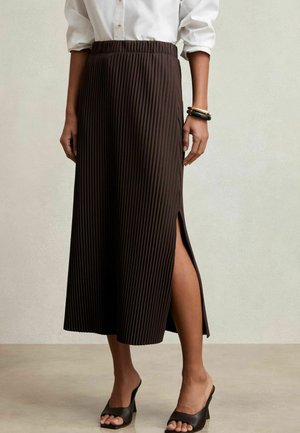 REGULAR FIT - Falda acampanada - burgundy