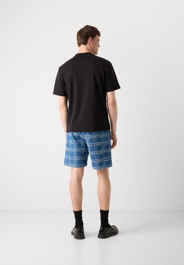 DUBI - Print T-shirt4