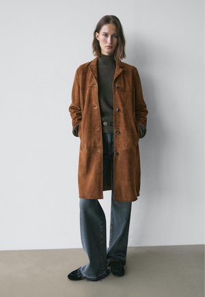 LONG NOTCHED LAPEL COLLAR - Leather jacket - brown