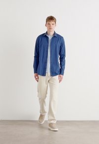 Calvin Klein SLIM SHIRT - Finskjorte - steel blue