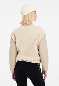 Protest FULLZIPS - Fleecejas - kitoffwhite