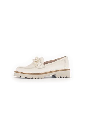 Loafers - beige