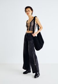 The Ragged Priest FERAL ZIP FLARES - Wide Leg - charcoal