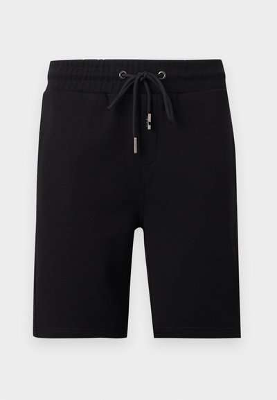 Shorts noirs mi-genoux avec taille élastique et cordon de serrage noir à embouts métalliques, poches avant et texture de tissu lisse.