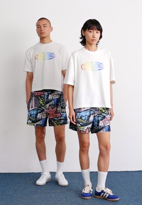 X JEREMY SCOTT PRIDE UNISEX - Shorts - multicolor3