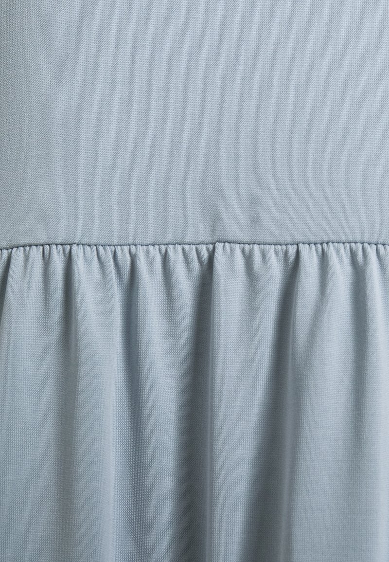 Damen Freizeitkleider | Vero Moda VMFILLI CALIA SS GA NOO Jerseykleid blue fog/blau - OG73681 Damen Freizeitkleider | Vero Moda VMFILLI CALIA SS GA NOO Jerseykleid blue fog/blau - OG73681