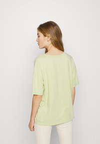 Lounge Nine HANKY - T-shirt estampada - lint