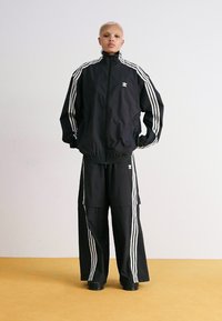 adidas Originals ZIP OFF - Treniņjaka - black