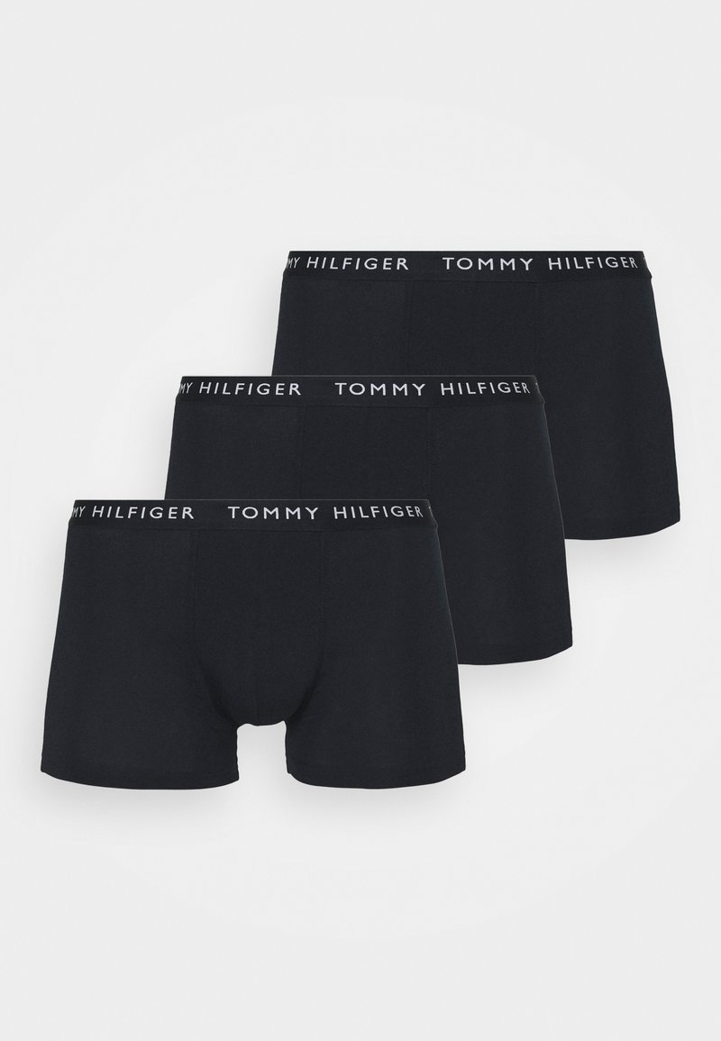 Boxer briefs neri in confezione da tre, con una morbida cintura con il logo "TOMMY HILFIGER". Tessuto liscio con un design aderente e comodo.