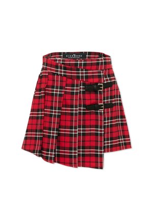 Falda plisada de tartán rojo y negro con dos correas negras con hebilla en el lado derecho y una cintura con una etiqueta en el interior.