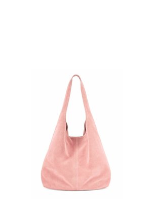 Miękka różowa zamszowa torba na ramię z szerokim paskiem i subtelnym przeszyciem, przestrzeń do przechowywania w środku, minimalistyczny design.