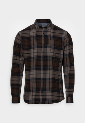 Camicia a quadri marrone e blu con colletto button-down. Presenta un grande motivo a quadri e una tasca singola sul petto. Tessuto morbido, maniche lunghe.