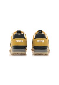 mtng DEPORTIVAS - Zapatillas - dark yellow