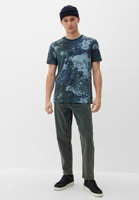 QS Relaxed fit jeans - azurblau