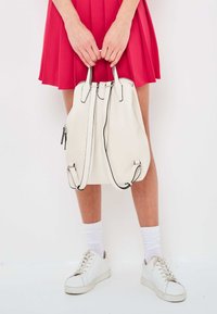 Cesare Gaspari Mochila - off white