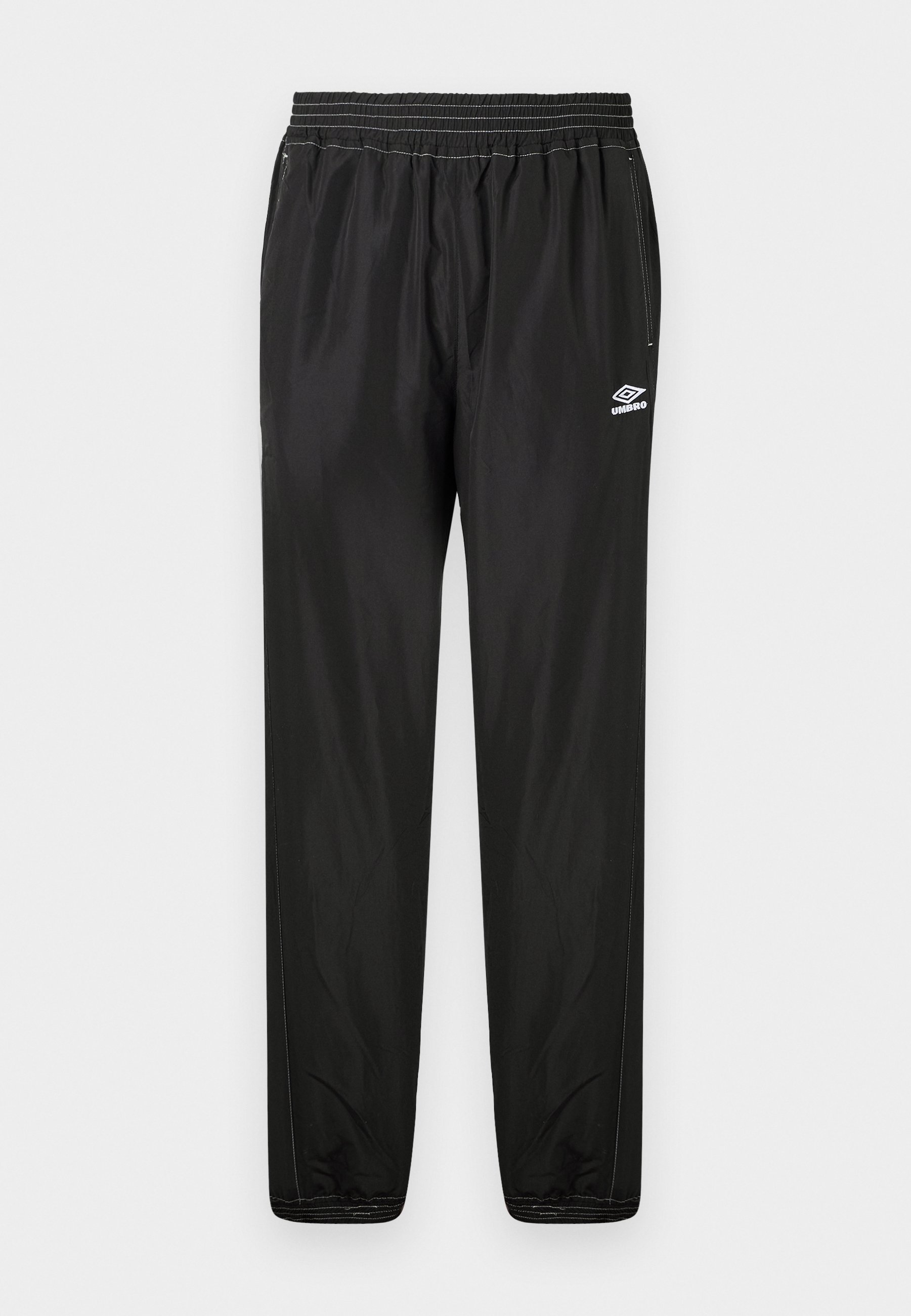 Umbro RELAXED TRACK PANT - Tracksuit bottoms - black - Zalando