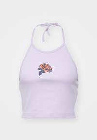 Top corto a halter di color lilla in cotone, con un design di ricamo di rose in arancione e blu navy, con chiusura a fiocco sul collo.