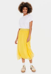 Saint Tropez CORALSZ - A-linjekjol - cream gold