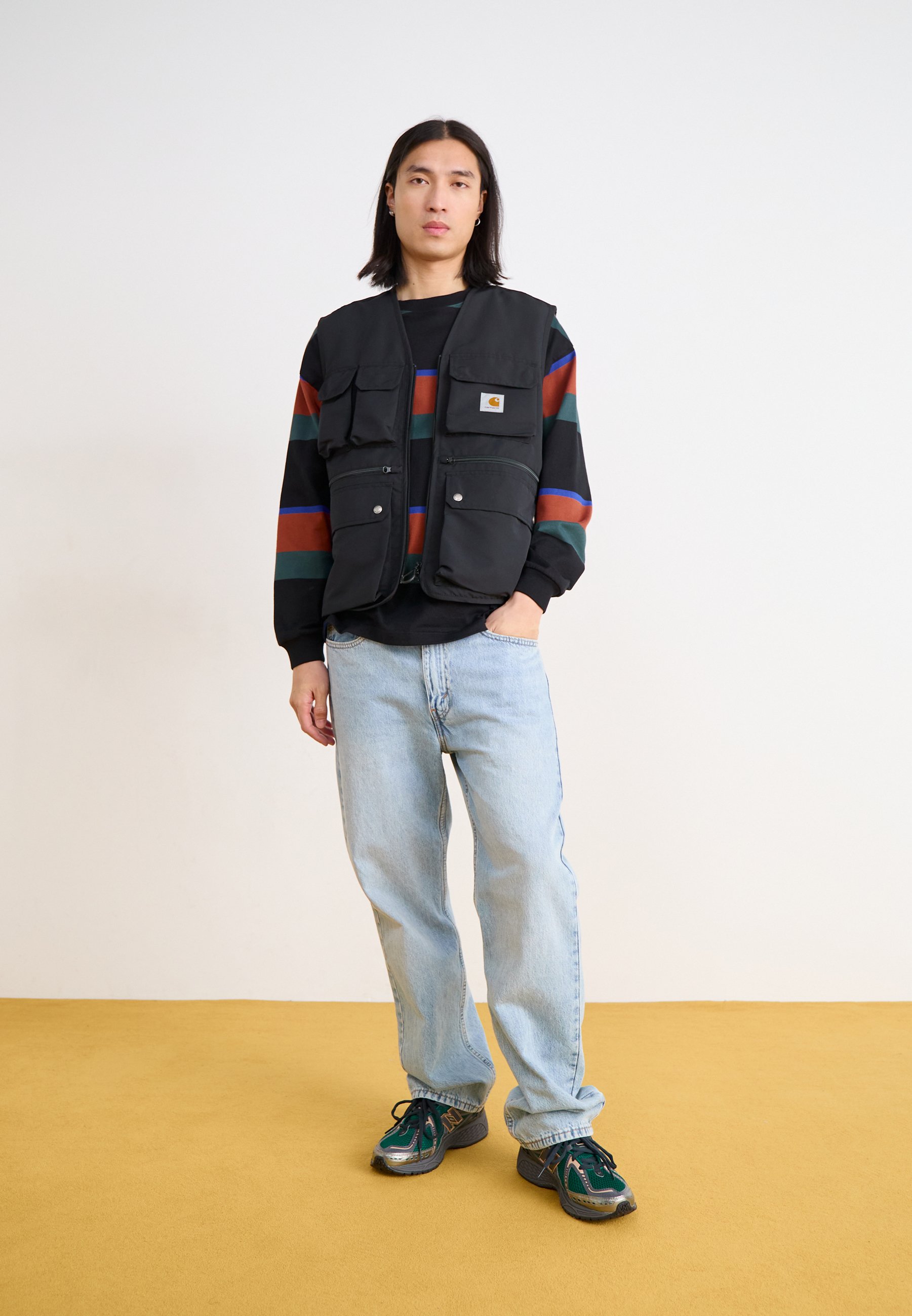 Carhartt WIP IRWIN VEST - Waistcoat - black - Zalando.co.uk