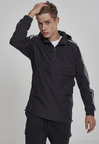 Urban Classics CRINKLE NYLON PULL OVER  - Tuulejope - black/white
