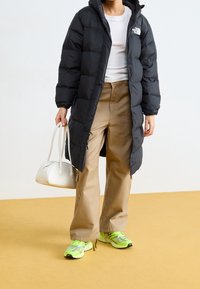 Nike Sportswear Sneakers - neon green