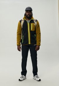 The North Face M YUMIORI FULL ZIP - Fleecejakke - black/moss green