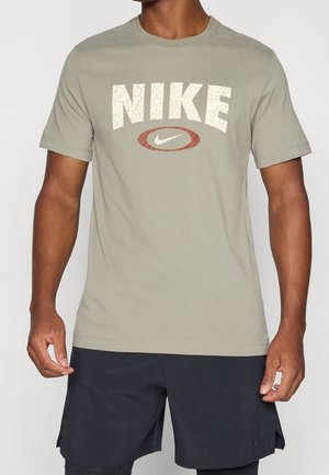 Sports T-shirts - khaki