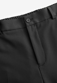 Next SMART ELASTICATED - REGULAR FIT - Vászonnadrágok - black