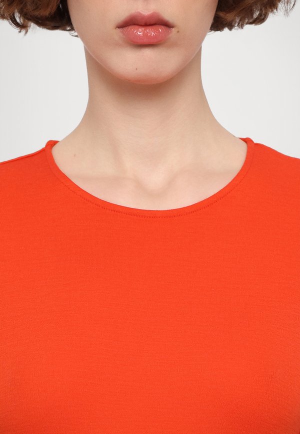 LONG SLEEVE ASYMMETRIC DRESS - Day dress - berry2