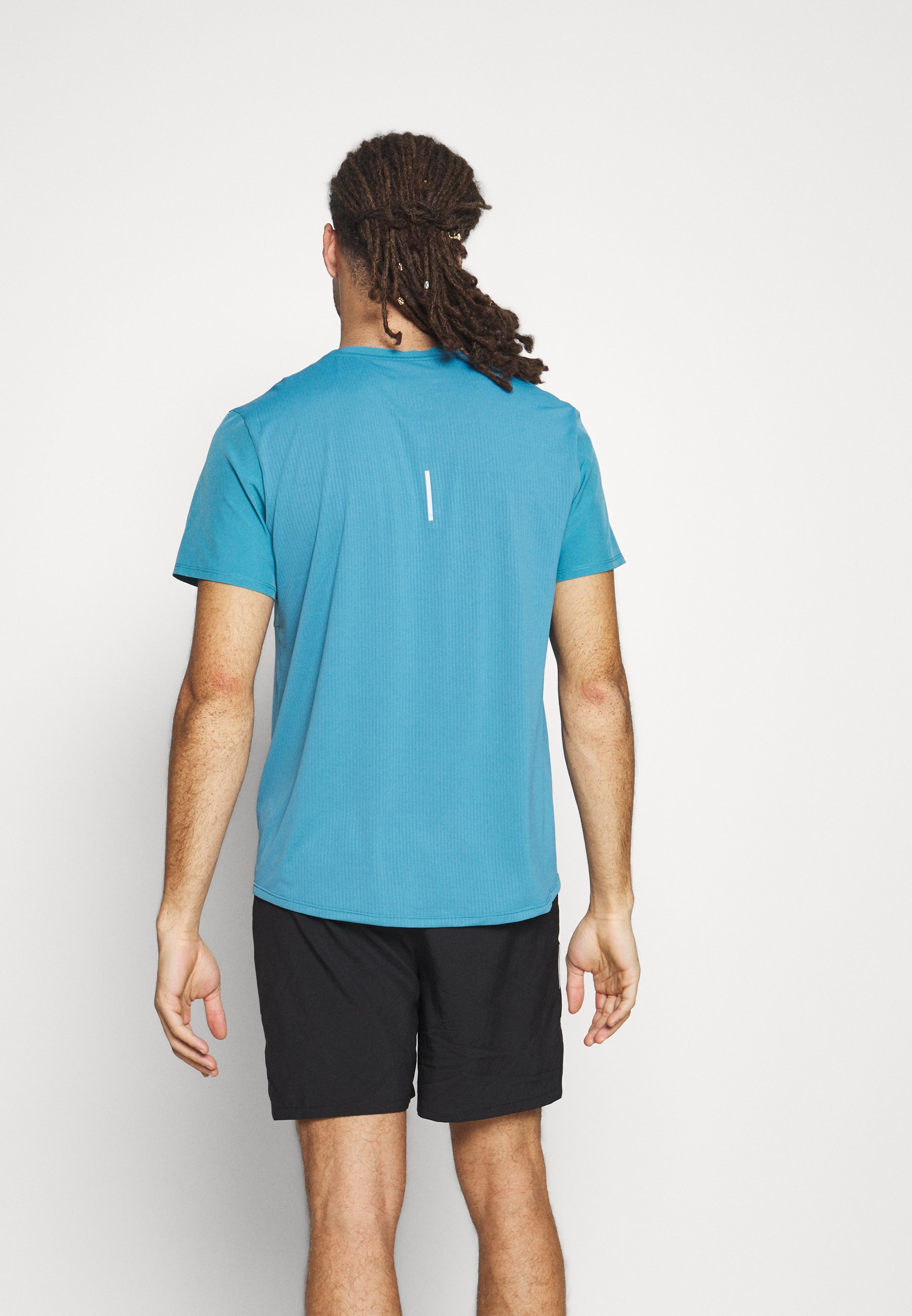 northface running shirt