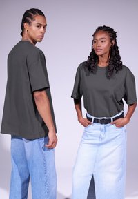 YOURTURN UNISEX BASIC OVERSIZED HEAVY T-SHIRT - T-shirts - dark grey