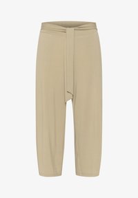 Selected, chinchilla