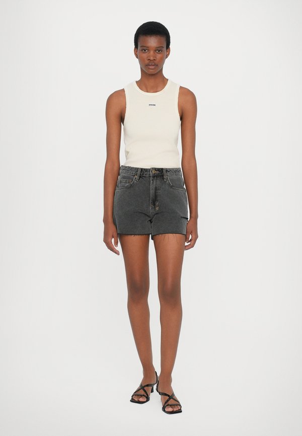 RISE N HI CINDER SLICED - Denim shorts2