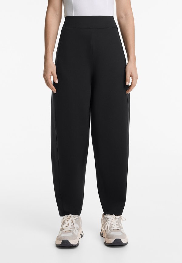 NEOPRENE-EFFECT BALLOON - Stoffhose