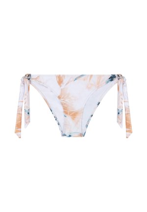Witte bikinibroek met perzik- en blauw tie-dye patroon en verstelbare zijstrikjes tegen een effen witte achtergrond.