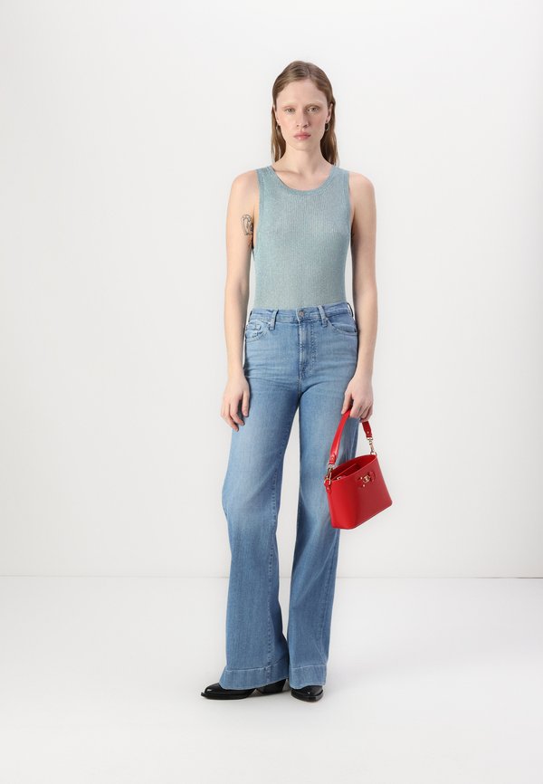 MODERN DOJO BLOOM - Wide Leg3