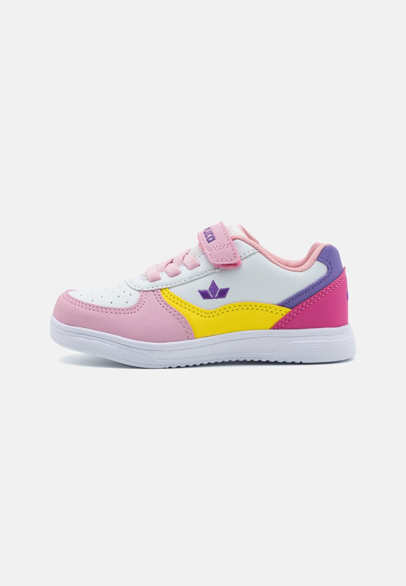 Valged nahast ülemise osaga sneakers, millel on roosa, kollane ja lillakas lisand. Omab takjapaelaga rihma ja tekstuurset kummist talla.