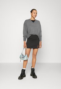 JDY JDYPRIME LIFE L S V-NECK - Pulover - medium grey melange