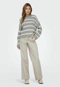 JDY JDYJUSTY STRIPE  - Strickpullover - formal gray