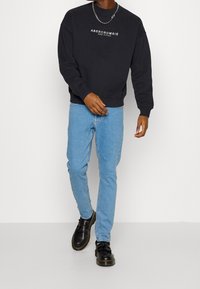 Abercrombie & Fitch Bluza