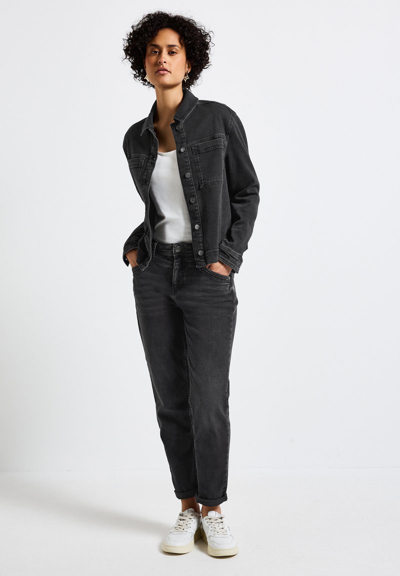 Aqlut Jeansjacke Und Schwarze Hose Street One Jeansjacke Schwarz Kaufen 16140