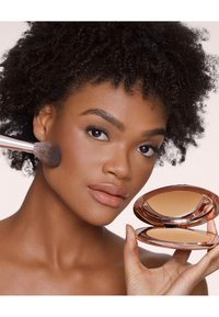 Charlotte Tilbury AIRBRUSH BRONZER - REFILL - Bronzer - 3 tan