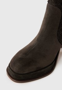 Castañer BLANCHE - Botines de tacón - cafe