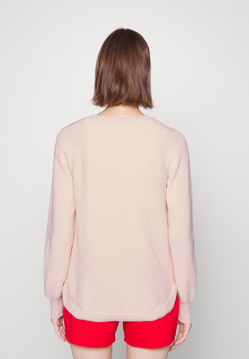 Damen Strickjacken | GAP CURVE HEM CREW Strickpullover milkshake pink/pink - KF44385 Damen Strickjacken | GAP CURVE HEM CREW Strickpullover milkshake pink/pink - KF44385