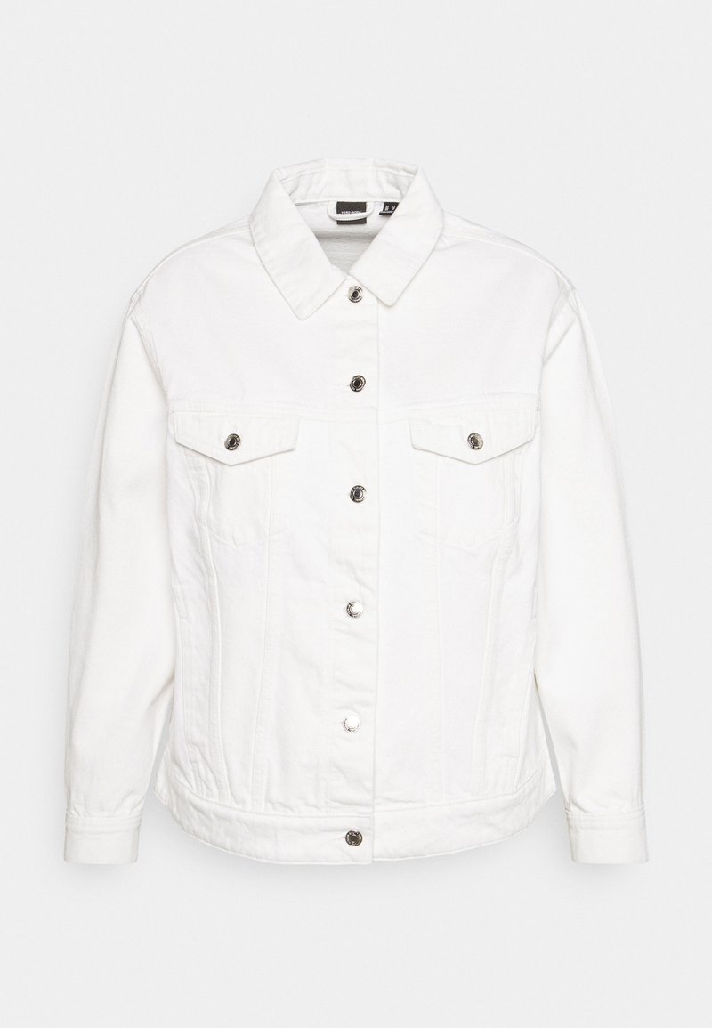 Giacca in denim bianco con collo a risvolto, maniche lunghe, due tasche sul petto e bottoni argentati. Design semplice e pulito.