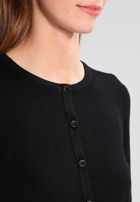 Zalando Essentials Kofta - black