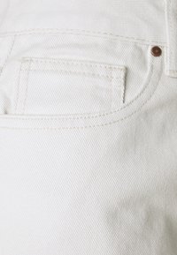 Cotton On Petite WIDE LEG  - Calças de ganga de corte relaxado - whitehaven