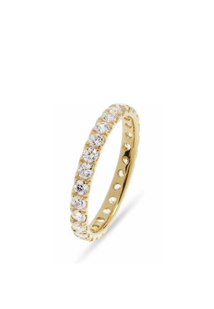 Goldener Eternity-Ring mit runden, klaren Edelsteinen, die rund um das Band gesetzt sind, vor weißem Hintergrund gezeigt.